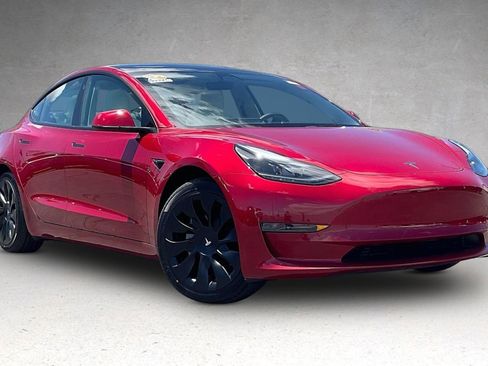 Used 2023 Tesla Model 3 Standard Range RWD image 2