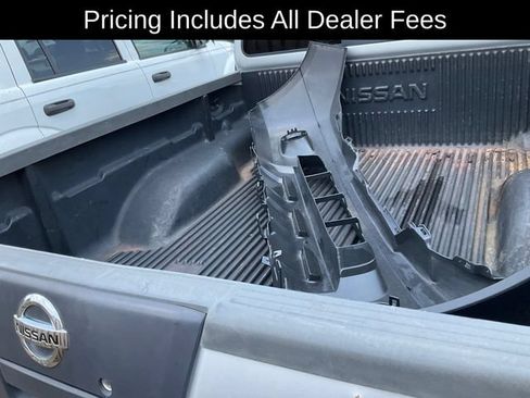 Used 2012 Nissan Frontier SV AWD/4WD image 6