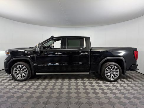 Used 2024 GMC Sierra 1500 Denali AWD/4WD image 11