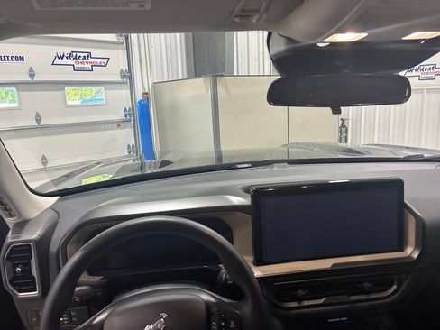 Used 2025 Ford Bronco Sport Big Bend AWD/4WD image 2