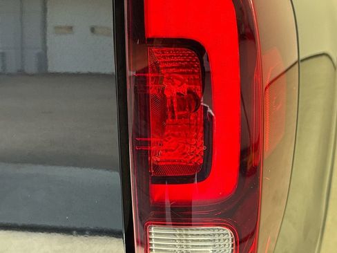 Used 2018 Honda Ridgeline RTL-T image 34