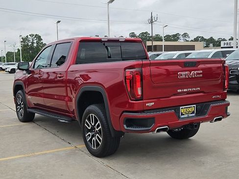 Used 2022 GMC Sierra 1500 AT4 w/ AT4 Preferred Package AWD/4WD image 7