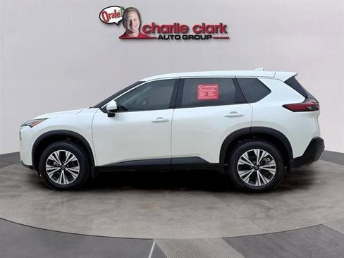 Certified 2023 Nissan Rogue SV image 22