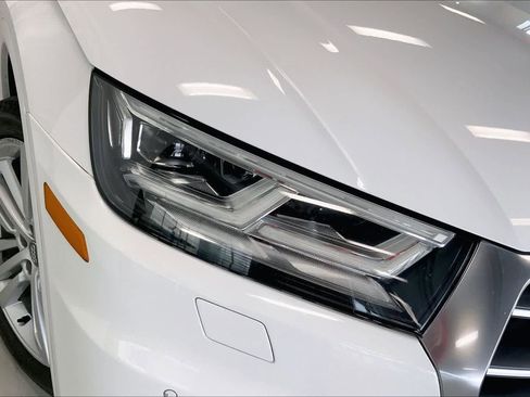 Used 2020 Audi Q5 2.0T Premium Plus image 29