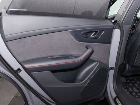 Used 2024 Audi RS Q8 image 18