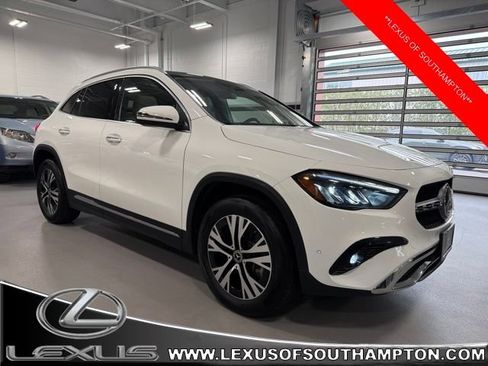 Used 2025 Mercedes-Benz GLA 250 4MATIC image 1