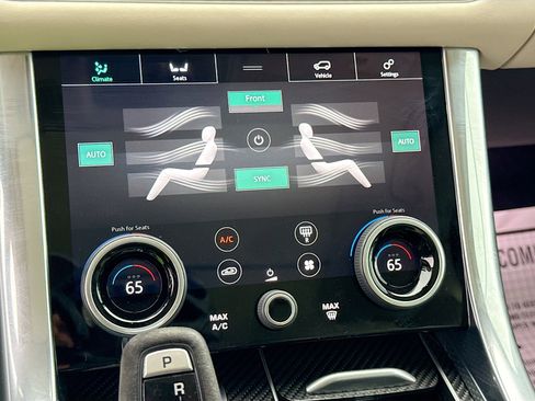 Used 2019 Land Rover Range Rover Sport HST image 34