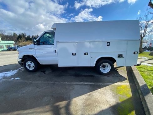 New 2025 Ford E-350 and Econoline 350 Super Duty w/ Power Equipment Group image 12