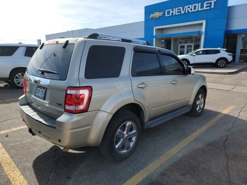 Used 2010 Ford Escape Limited image 4