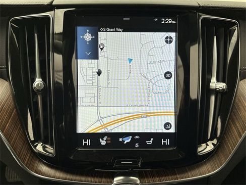 Used 2020 Volvo XC60 T5 Inscription w/ Protection Package Premier image 18