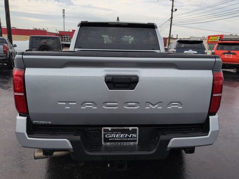 Used 2024 Toyota Tacoma SR5 RWD image 4