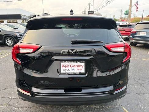 Certified 2024 GMC Terrain SLT w/ Elevation Edition FWD image 5