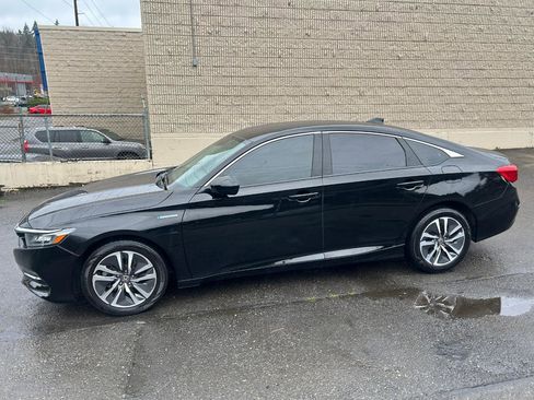 Used 2018 Honda Accord Sport image 8