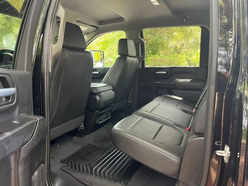 Used 2021 GMC Sierra 2500 4x4 Crew Cab image 16