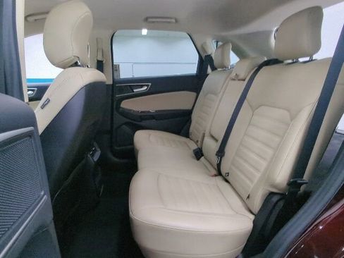 Used 2019 Ford Edge SEL w/ Equipment Group 201A FWD image 23