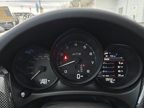 Used 2024 Porsche Macan GTS w/ Premium Plus Package image 25