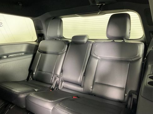 New 2026 Ford Expedition Platinum w/ Stealth Appearance Package AWD/4WD image 17