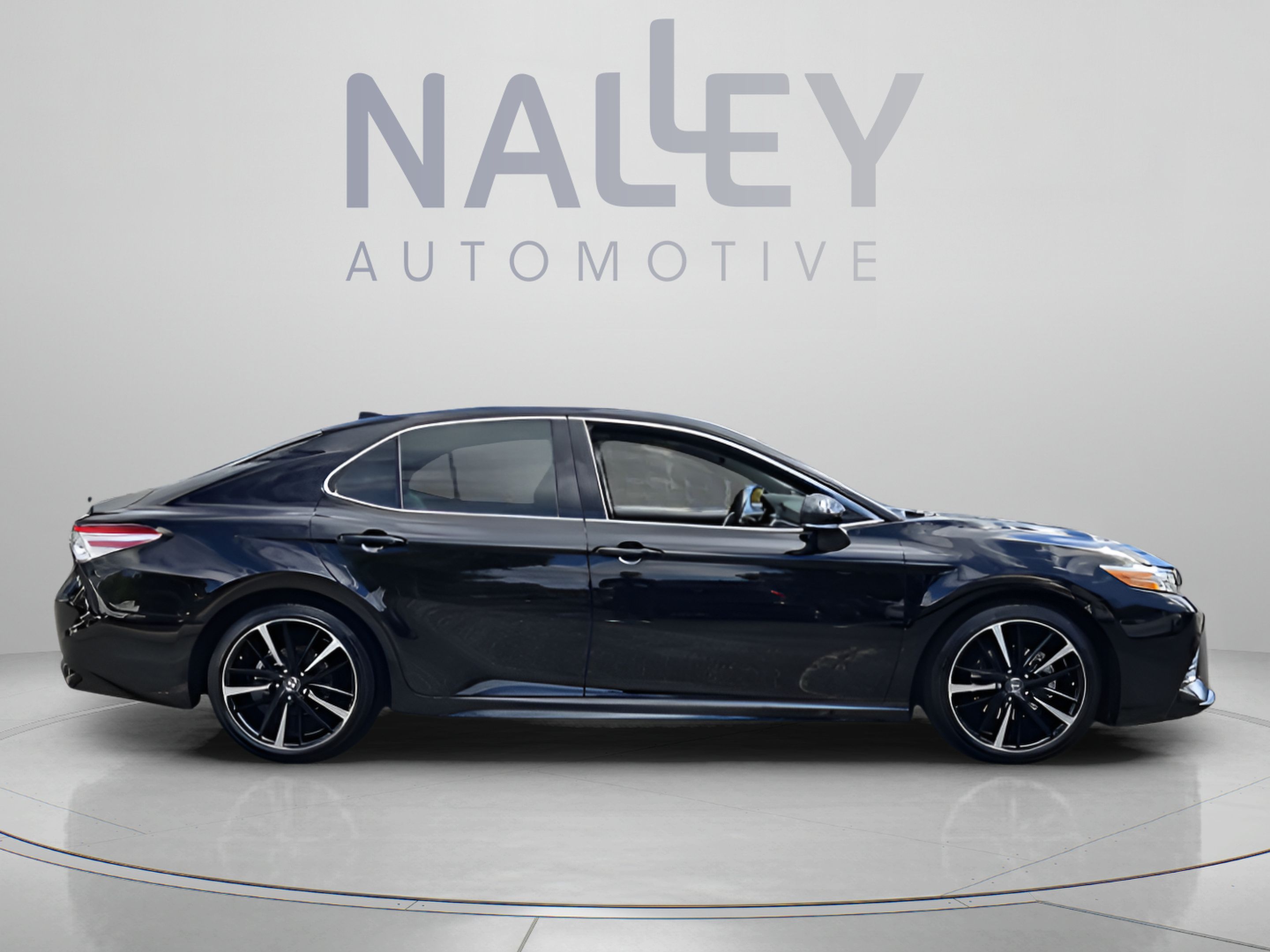Used 2020 Toyota Camry XSE w/ Driver Assist Package FWD image 6