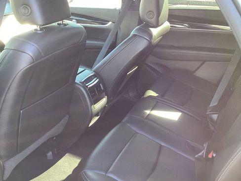 Used 2024 Cadillac XT5 Premium Luxury image 9