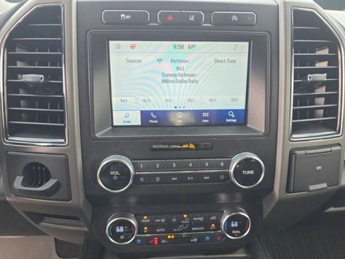 Used 2020 Ford Expedition XLT w/ Equipment Group 202A image 21