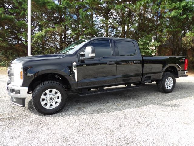Used 2024 Ford F250 XLT AWD/4WD image 1