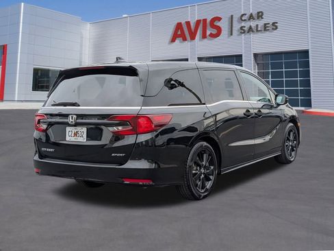 Used 2024 Honda Odyssey Sport image 6