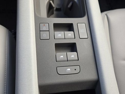 Certified 2025 Hyundai Ioniq 6 SEL AWD/4WD image 21