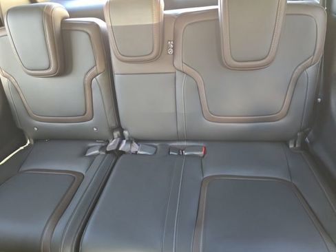 New 2026 Nissan Armada SL w/ Captain's Chari Seat Package image 20