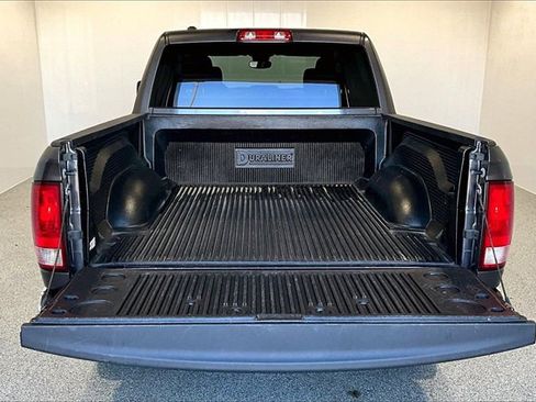 Used 2023 RAM 1500 Classic SLT image 7