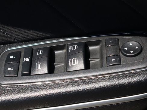 Used 2022 Dodge Charger R/T RWD image 18