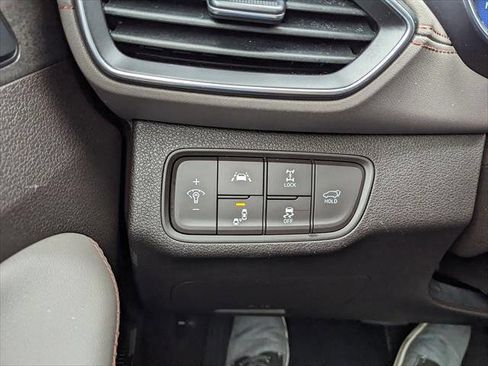 Used 2020 Hyundai Santa Fe Limited image 26