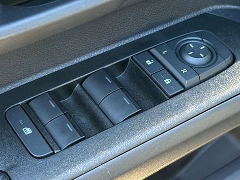 Used 2025 Toyota 4Runner TRD Off-Road image 21