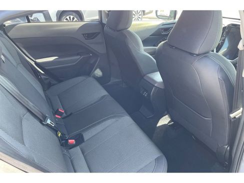 Used 2024 Subaru Crosstrek 2.0i Premium image 18