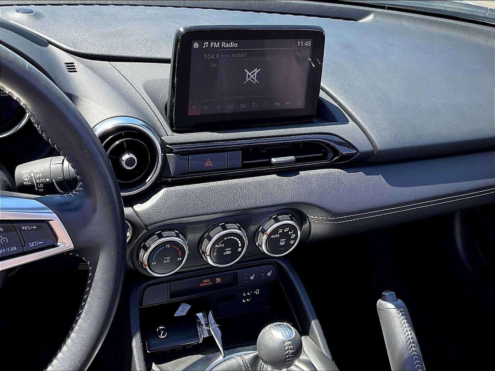Used 2021 MAZDA MX-5 Miata Grand Touring RWD image 9