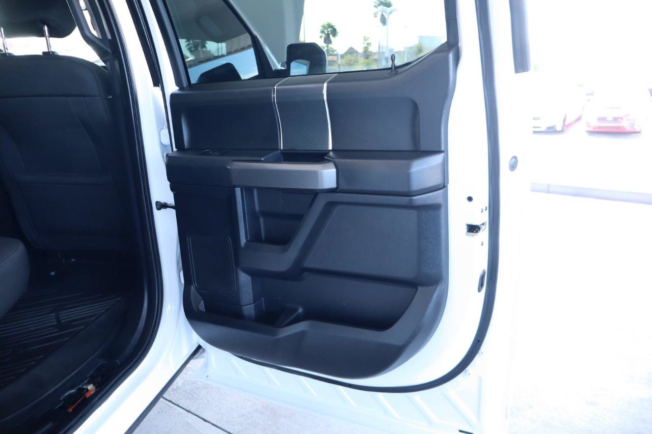 Used 2019 Ford F150 XLT w/ Equipment Group 302A Luxury AWD/4WD image 32