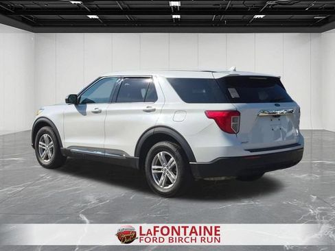 Certified 2023 Ford Explorer XLT AWD/4WD image 3