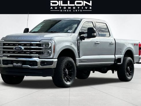 Used 2024 Ford F350 Lariat w/ FX4 Off-Road Package AWD/4WD image 8