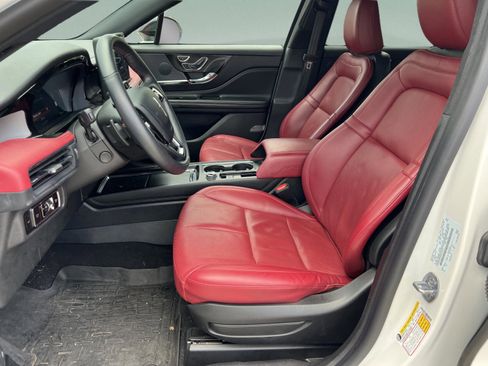 Used 2023 Lincoln Corsair Reserve w/ Equipment Group 201A image 29