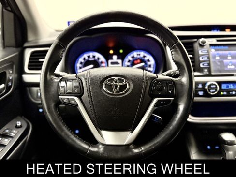 Used 2015 Toyota Highlander Limited Platinum AWD/4WD image 23