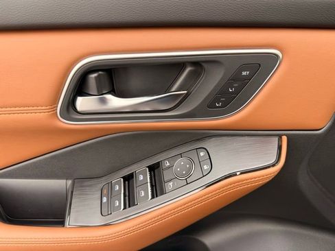 New 2026 Nissan Rogue Platinum w/ Platinum Premium Package image 10