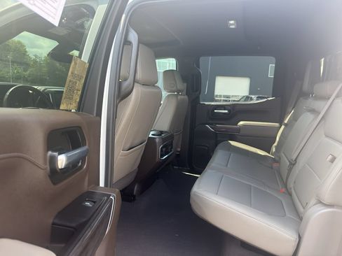 Used 2022 Chevrolet Silverado 1500 LTZ AWD/4WD image 29