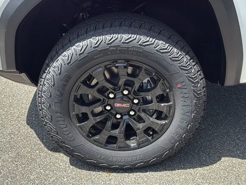 New 2026 GMC Canyon Elevation w/ Convenience Package AWD/4WD image 6