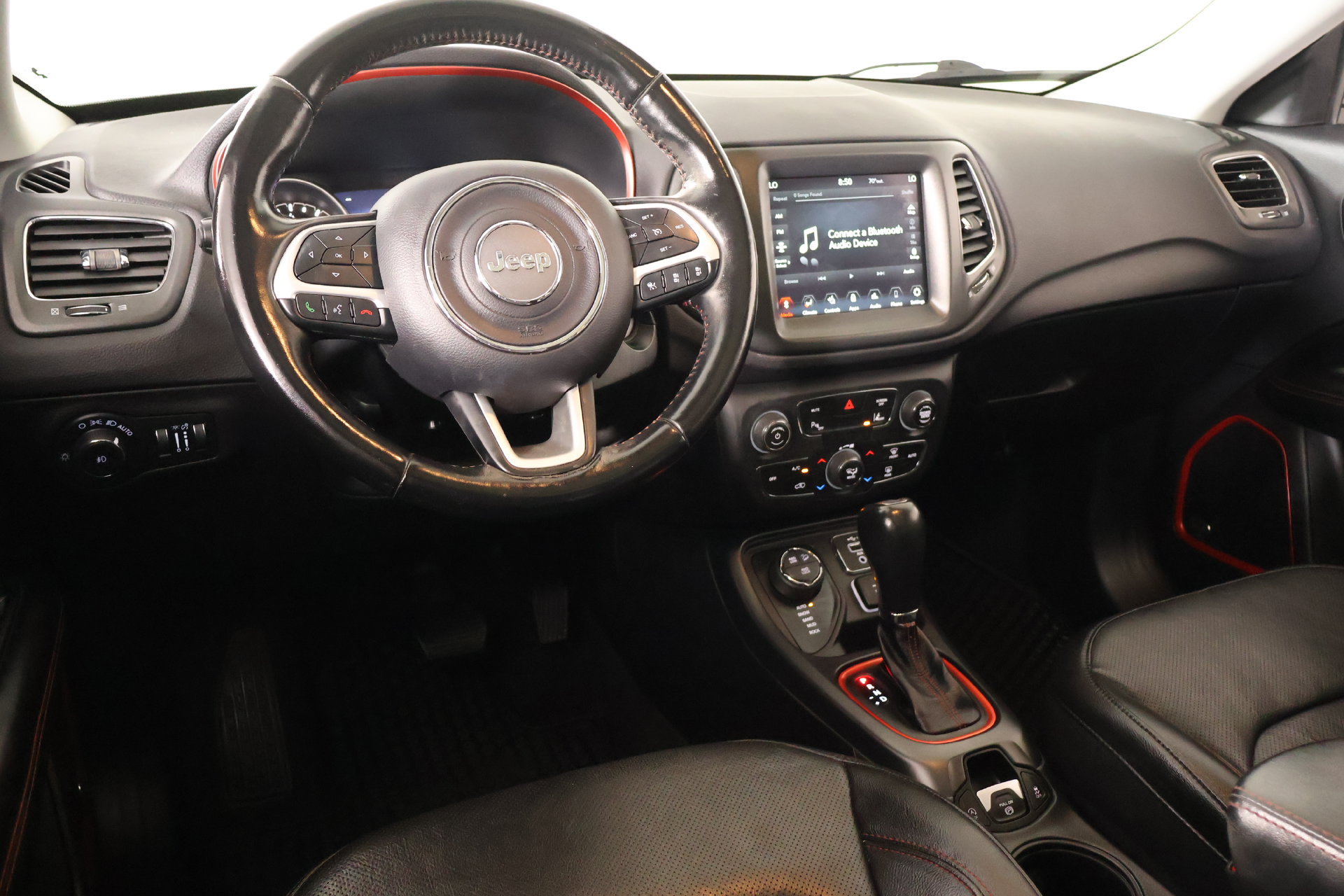 Used 2021 Jeep Compass Trailhawk w/ Sun and Sound Group AWD/4WD image 2
