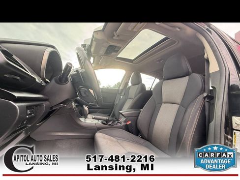 Used 2021 Subaru Crosstrek 2.0i Premium w/ Moonroof Package AWD/4WD image 16