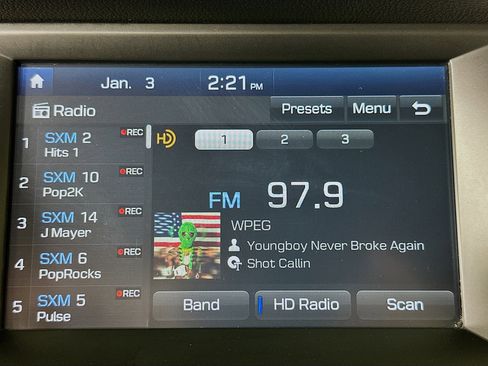 Used 2018 Hyundai Tucson Sport image 21