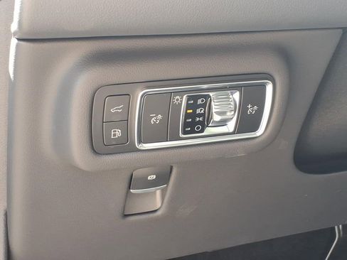 New 2026 Lincoln Nautilus Premier w/ Equipment Group 102A AWD/4WD image 19