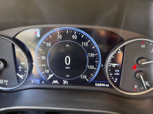 Used 2024 Buick Enclave Premium FWD image 13