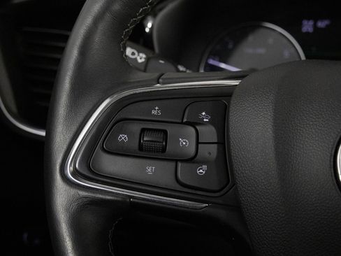 Used 2021 Buick Envision Essence image 29