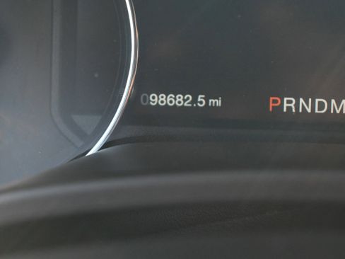 Used 2020 Ford F150 Lariat image 23