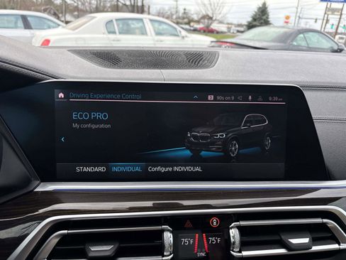 Used 2021 BMW X5 xDrive40i w/ Premium Package image 29